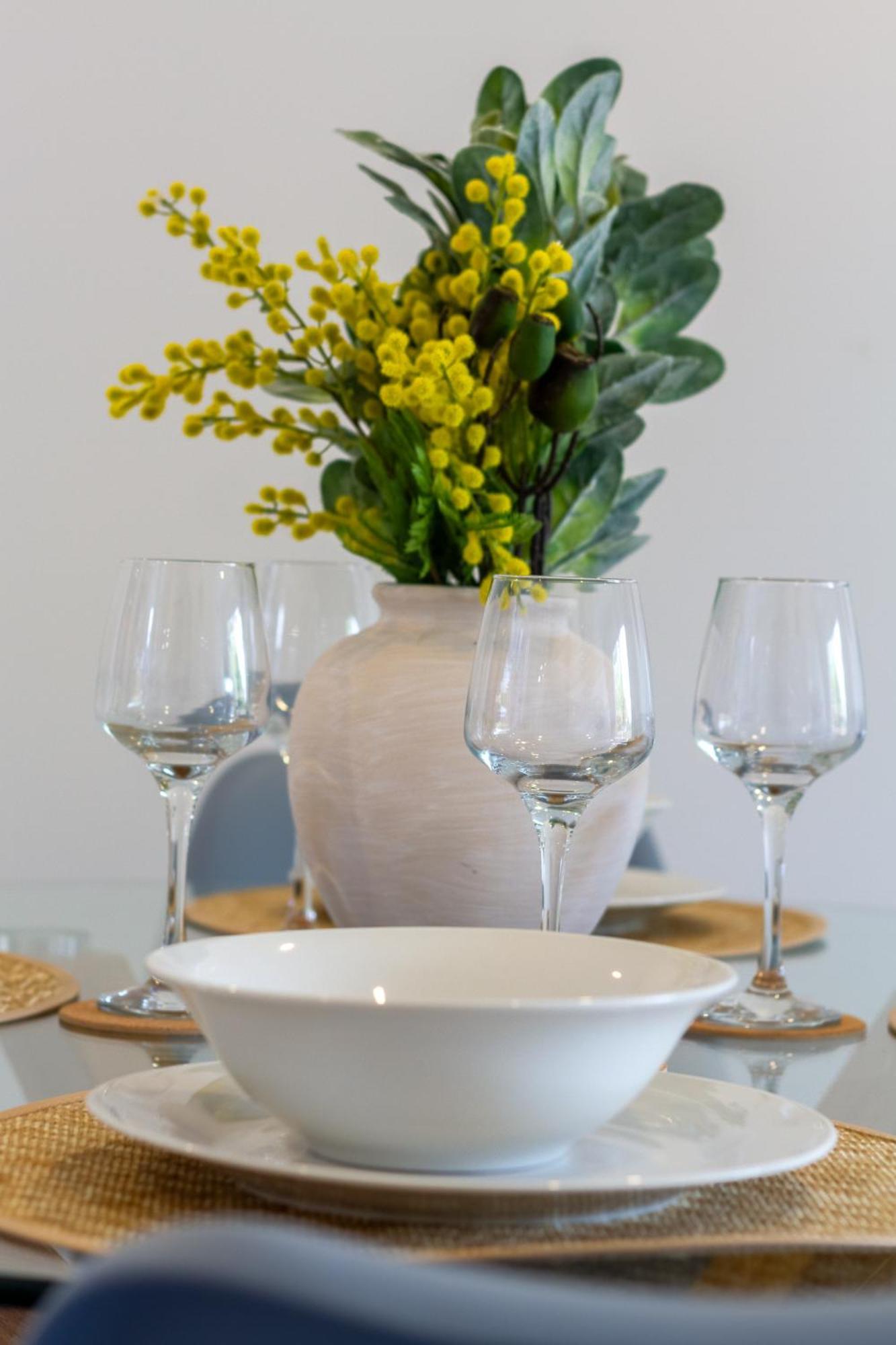 オークランドConveniently Located 2Br Townhouse In West Aklアパートメント エクステリア 写真
