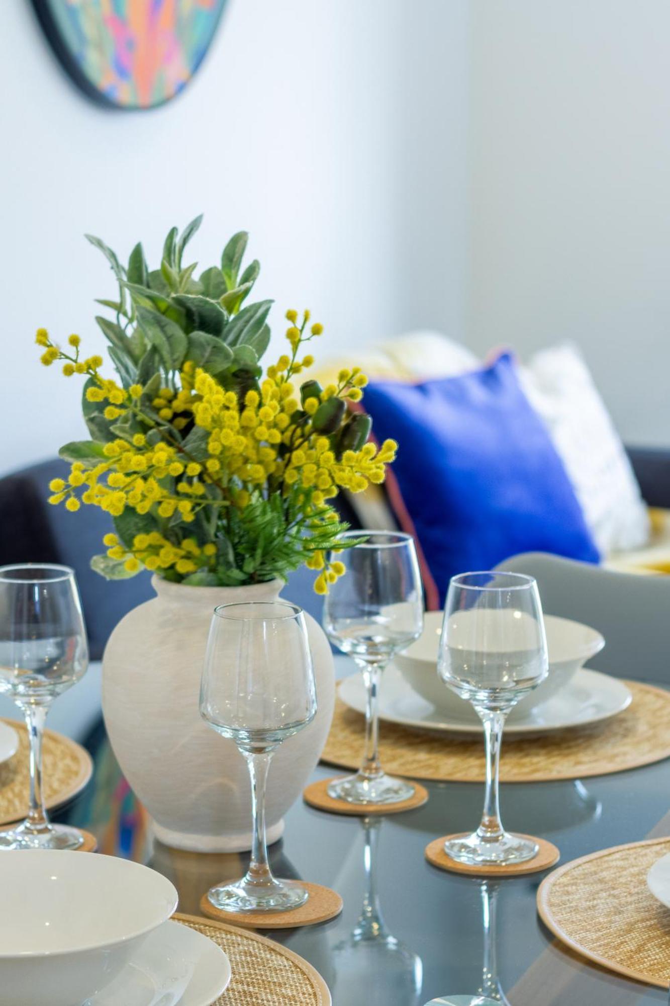 オークランドConveniently Located 2Br Townhouse In West Aklアパートメント エクステリア 写真