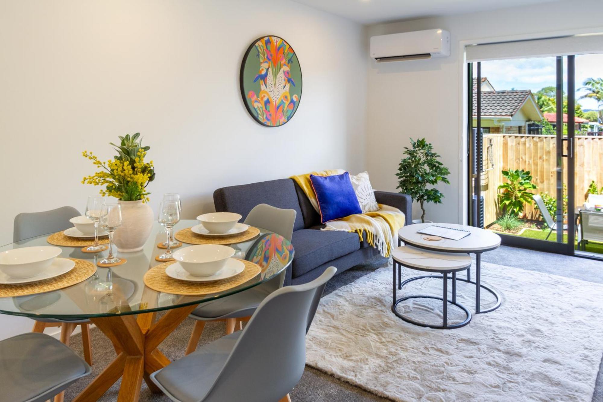オークランドConveniently Located 2Br Townhouse In West Aklアパートメント エクステリア 写真